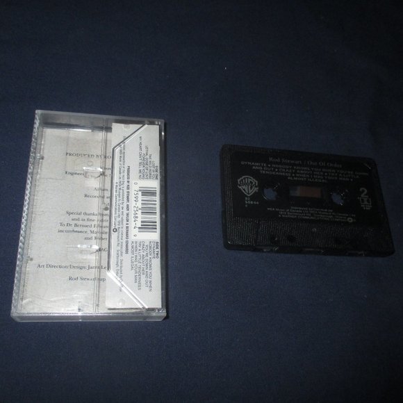 Rod Stewart - Out of Order on cassette (WEA Music Canada, 1988) - Picture 2 of 4